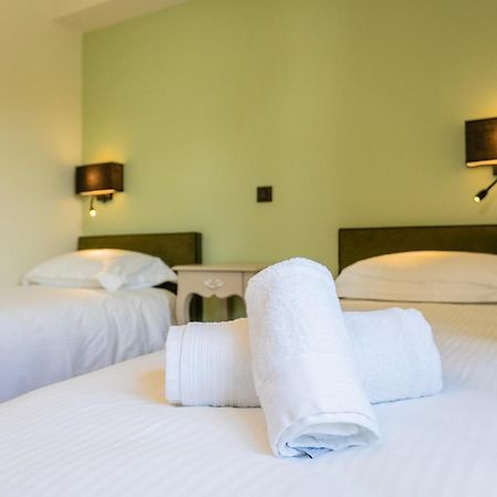 Вилла Guardian House Of Chateau Monteil With Heated Pool And Jacuzzi Calviac-en-Perigord Экстерьер фото