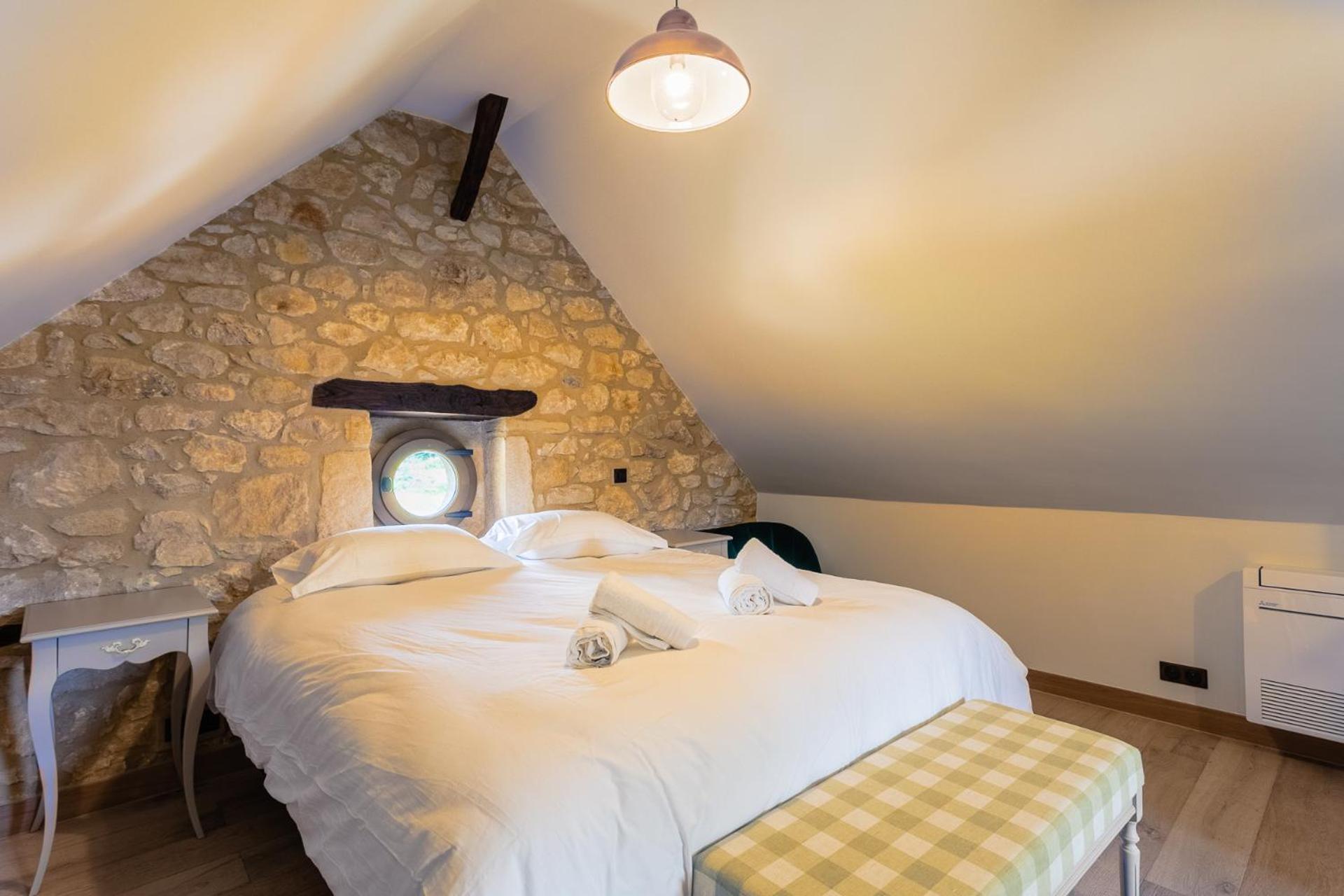 Вилла Guardian House Of Chateau Monteil With Heated Pool And Jacuzzi Calviac-en-Perigord Экстерьер фото