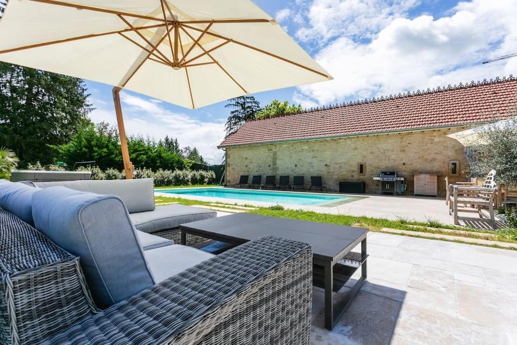 Вилла Guardian House Of Chateau Monteil With Heated Pool And Jacuzzi Calviac-en-Perigord Экстерьер фото