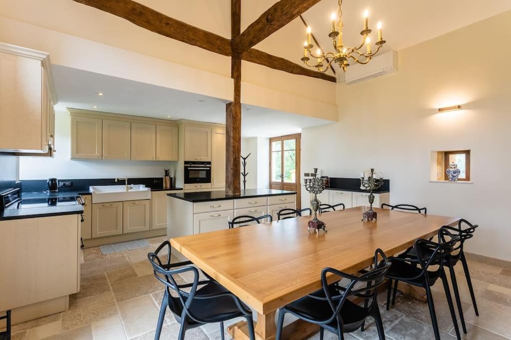 Вилла Guardian House Of Chateau Monteil With Heated Pool And Jacuzzi Calviac-en-Perigord Экстерьер фото