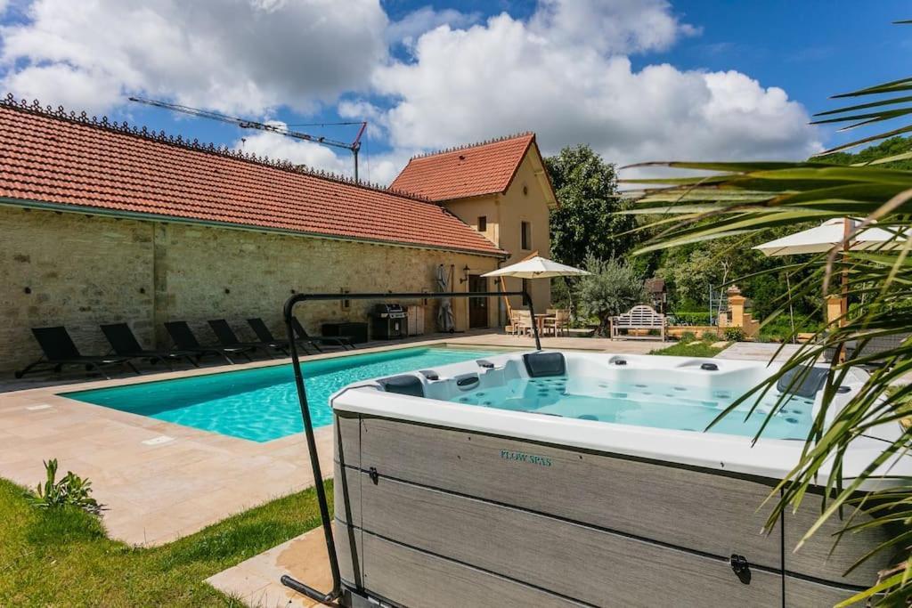 Вилла Guardian House Of Chateau Monteil With Heated Pool And Jacuzzi Calviac-en-Perigord Экстерьер фото